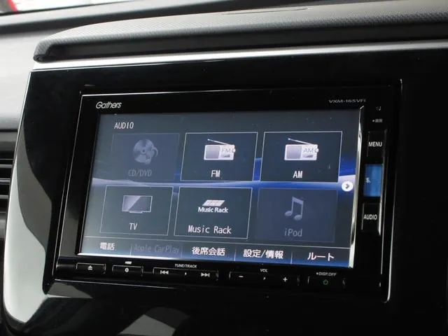 Honda Stepwagon Sparda 2015 photo 5