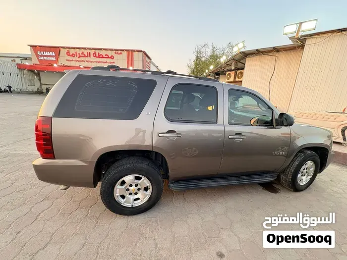 Chevrolet Tahoe 2012 photo 3