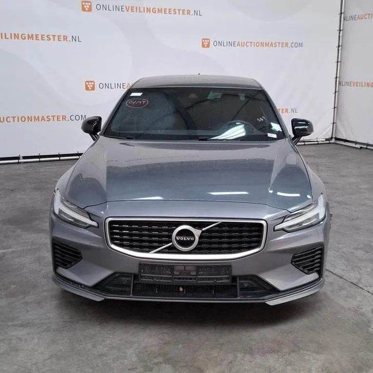 Volvo S60 2019 photo 2
