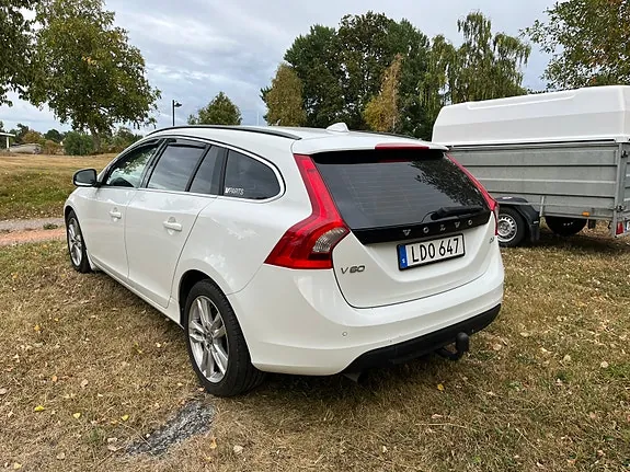 Volvo V60 2011 photo 5