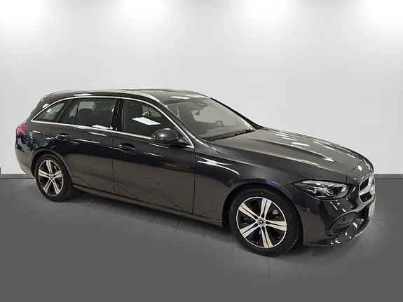 Mercedes-Benz C220 2024 photo 3