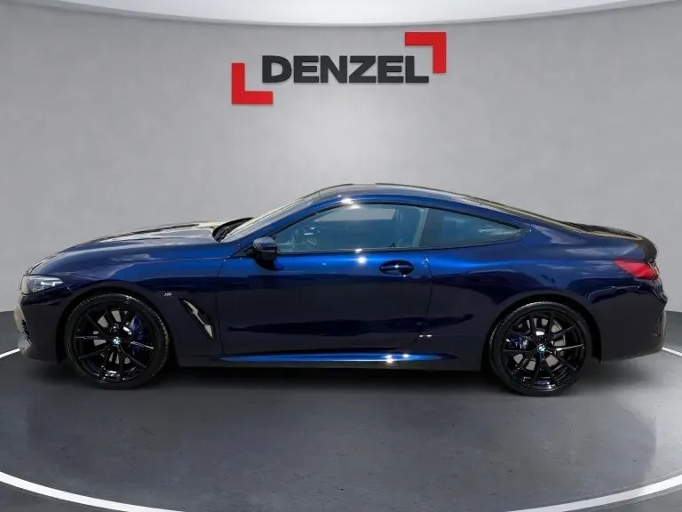 BMW 8 Series 2022 photo 2