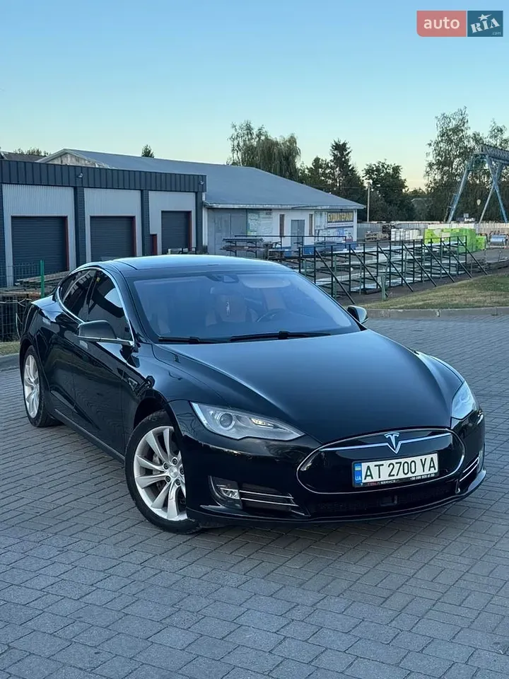 Tesla Model S 2014 photo 3