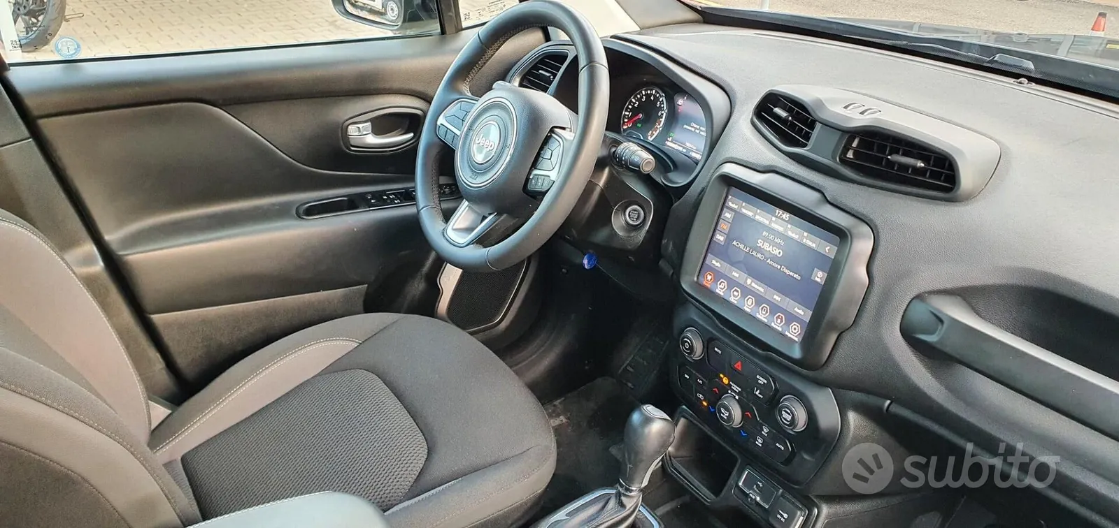Jeep Renegade 2023 photo 4