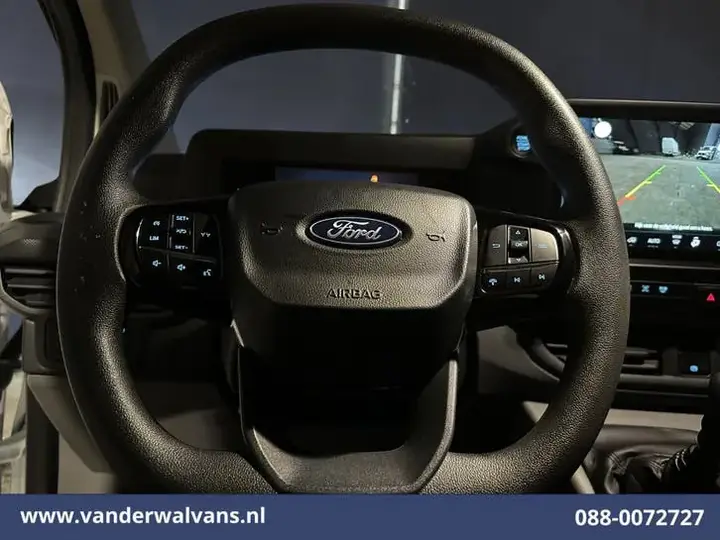 Ford Transit Custom 2024 photo 4