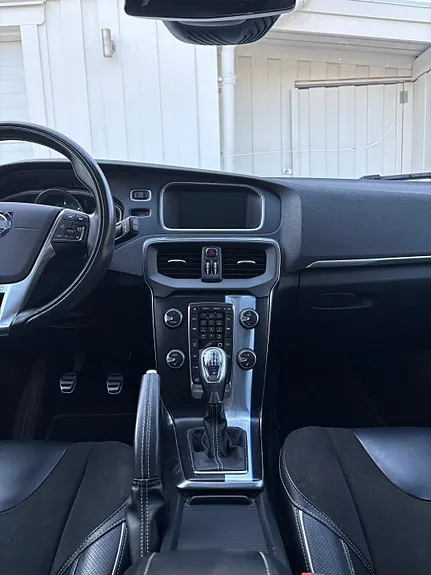 Volvo V40 2014 photo 2