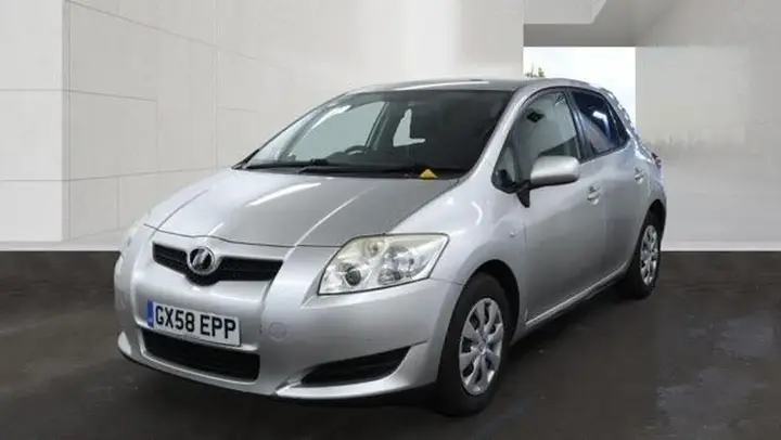 Toyota Auris 2009 photo 2