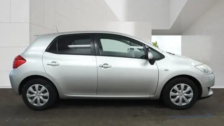 Toyota Auris 2009 photo 5