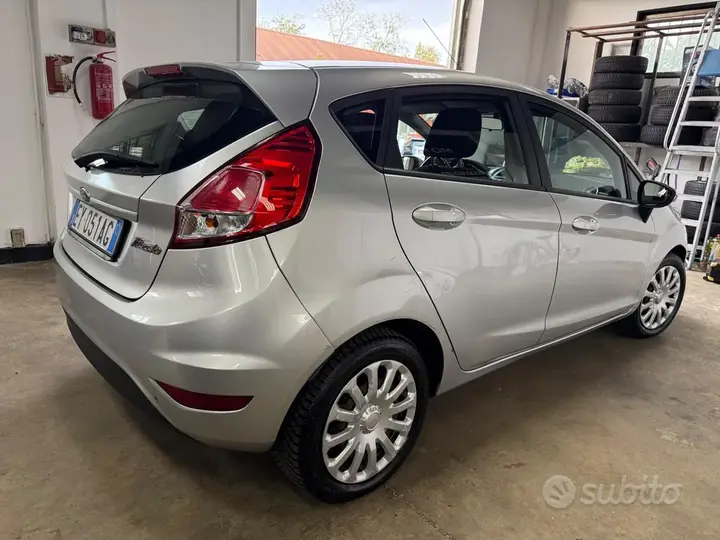 Ford Fiesta 2014 photo 5