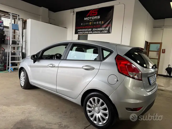 Ford Fiesta 2014 photo 3
