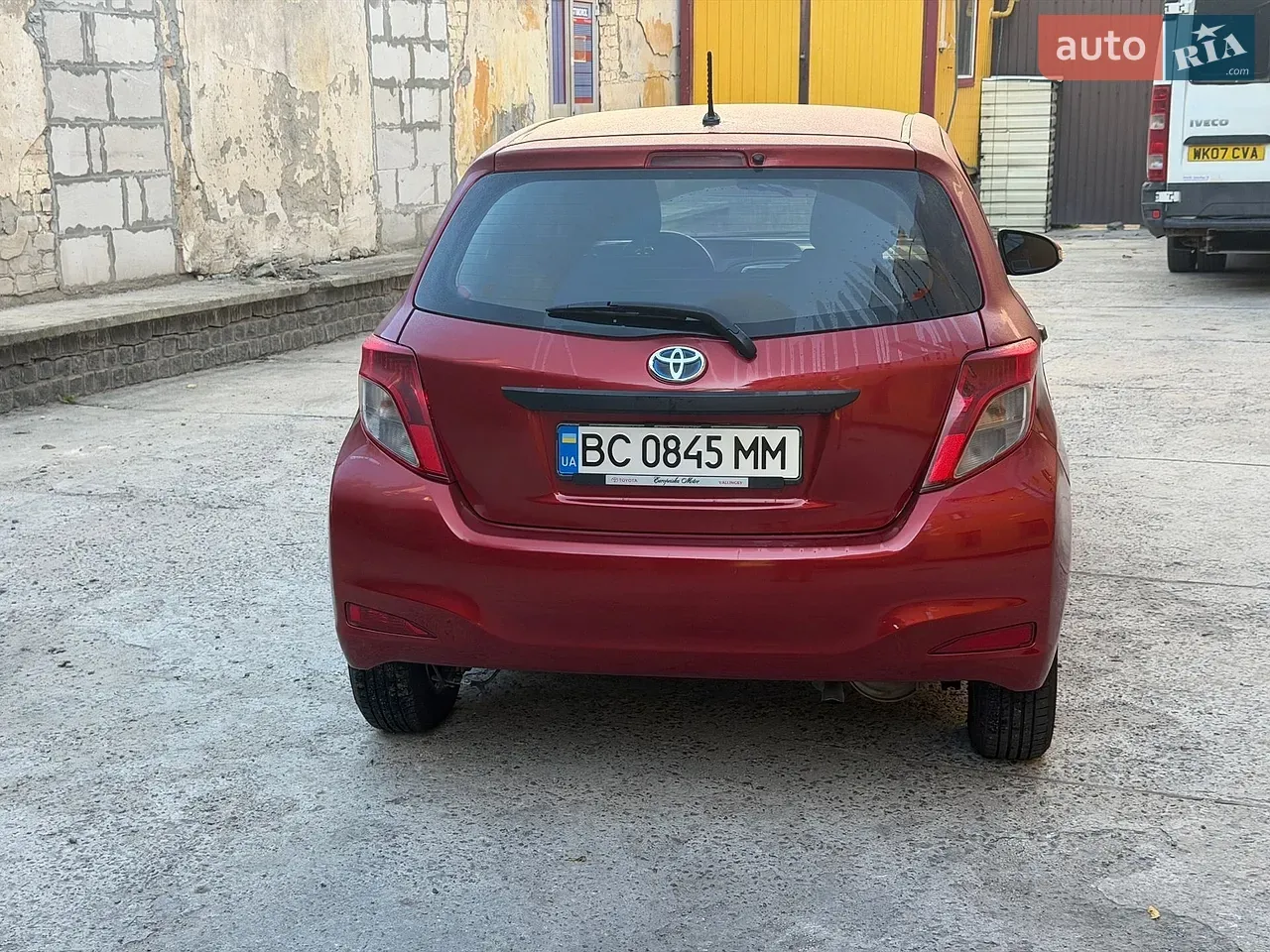 Toyota Yaris 2013 photo 5