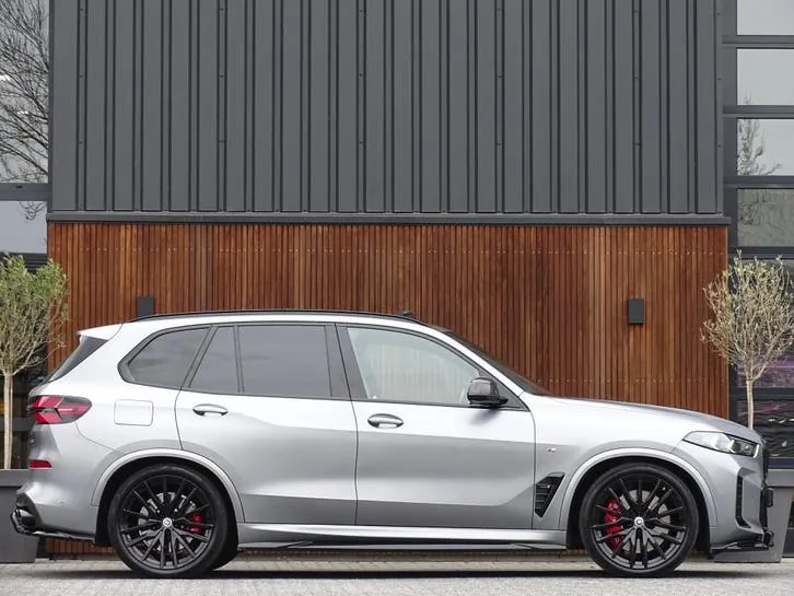 BMW X5 2023 photo 3