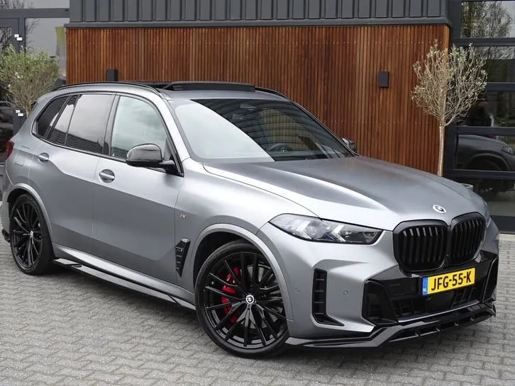 BMW X5 2023 photo 2