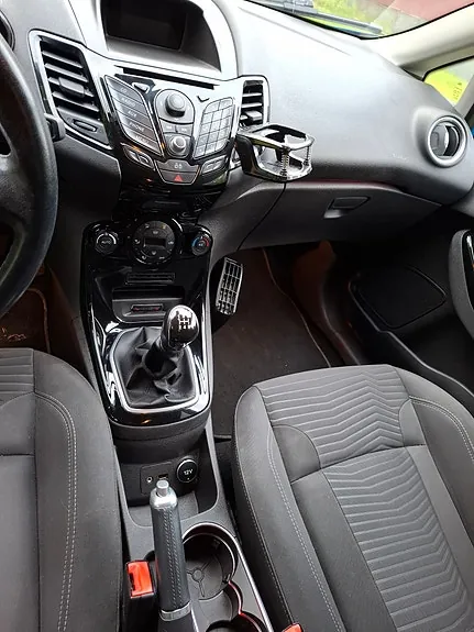 Ford Fiesta 2015 photo 3
