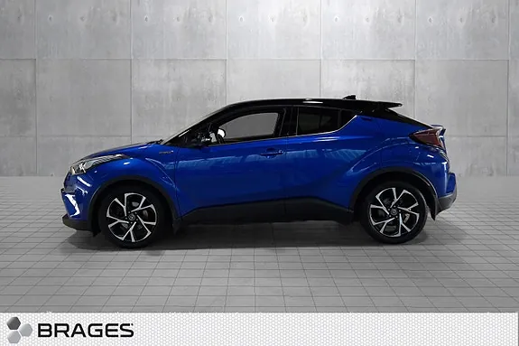 Toyota C-Hr 2017 photo 2