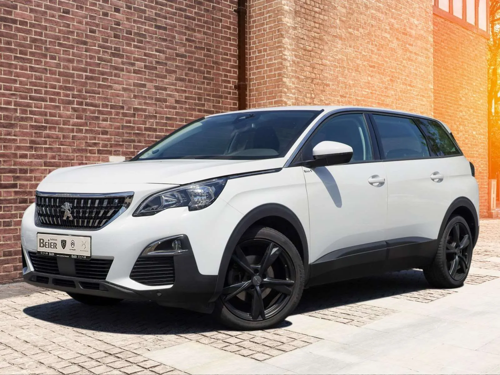Peugeot 5008 2020 photo 2