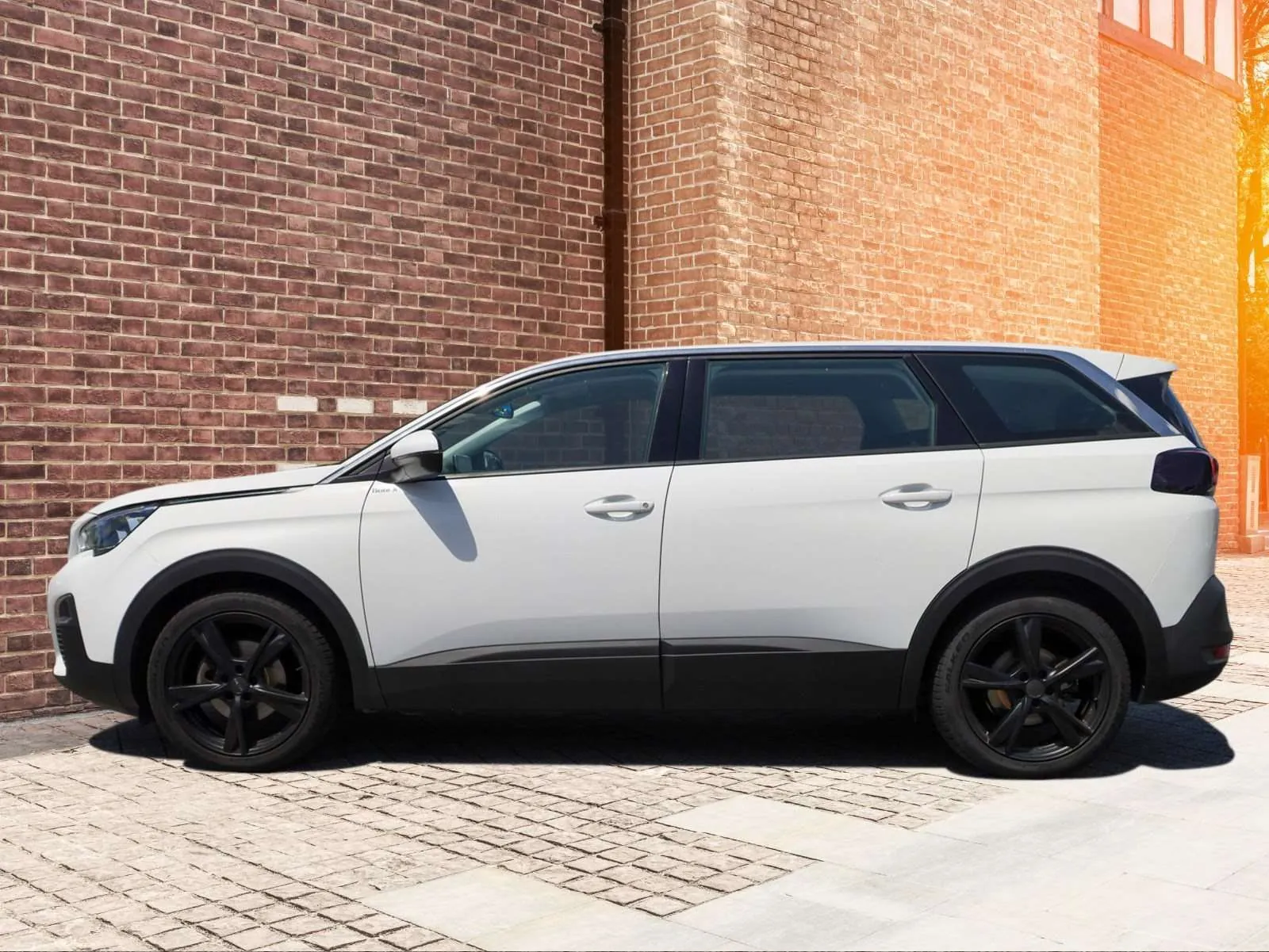 Peugeot 5008 2020 photo 3