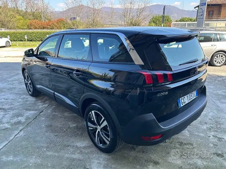 Peugeot 5008 2020 photo 5