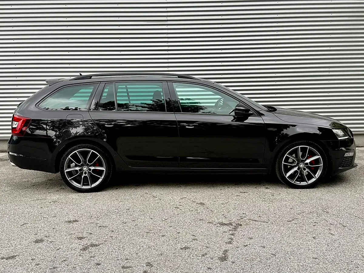 Skoda Octavia 2019 photo 2