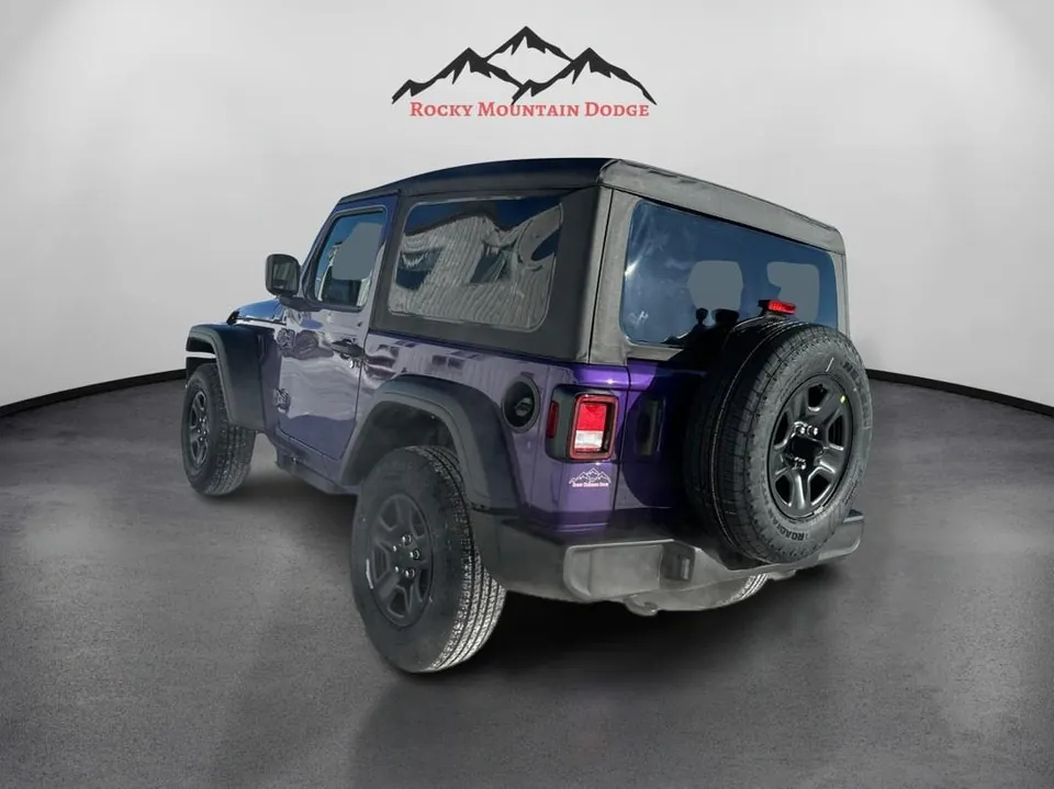 Jeep Wrangler 2026 photo 3