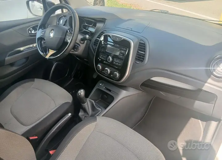Renault Captur 2016 photo 4