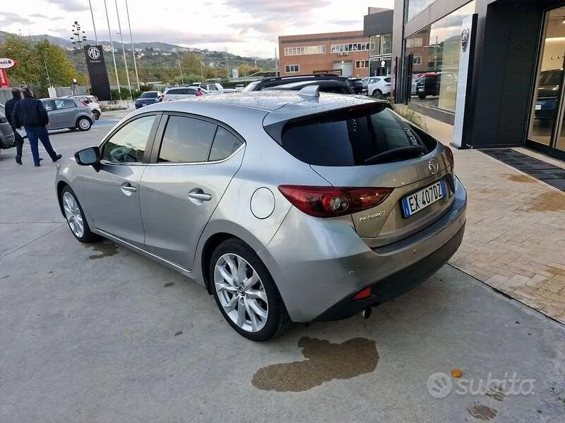Mazda Mazda3 2014 photo 3