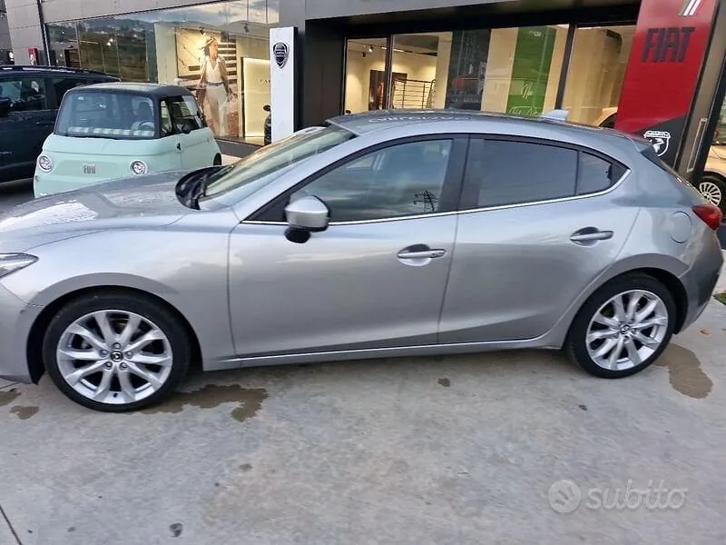 Mazda Mazda3 2014 photo 2