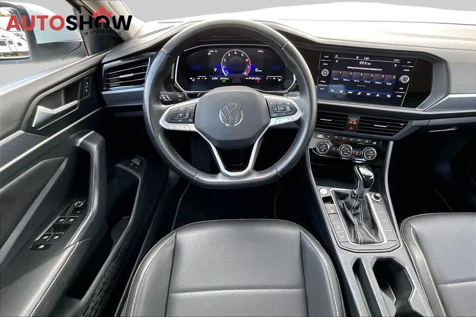 Volkswagen Jetta 2024 photo 3