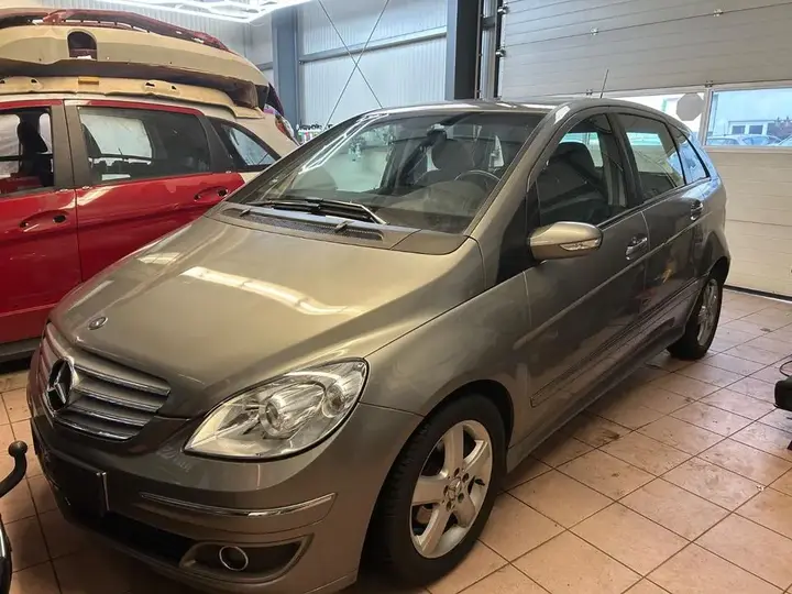 Mercedes-Benz B 200 Cdi
