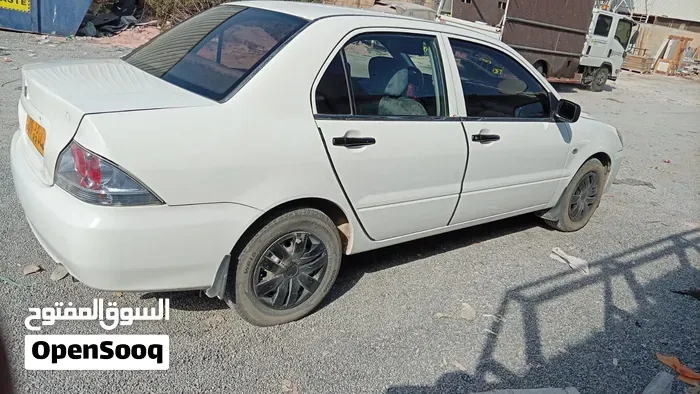 Mitsubishi Lancer 2004 photo 3
