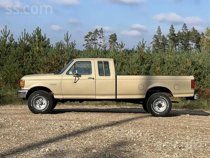 Ford F250 1988 photo 3