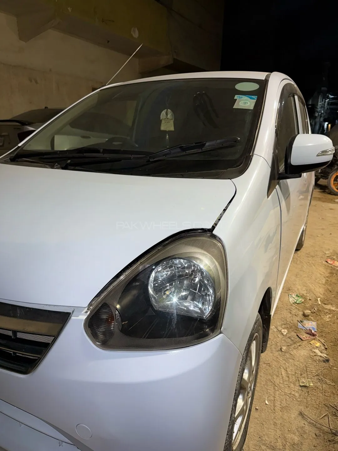 Daihatsu Mira