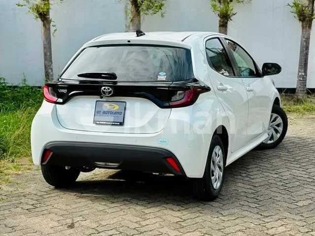 Toyota Yaris 2026 photo 2