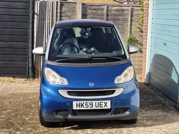 Smart Fortwo 2010 photo 3
