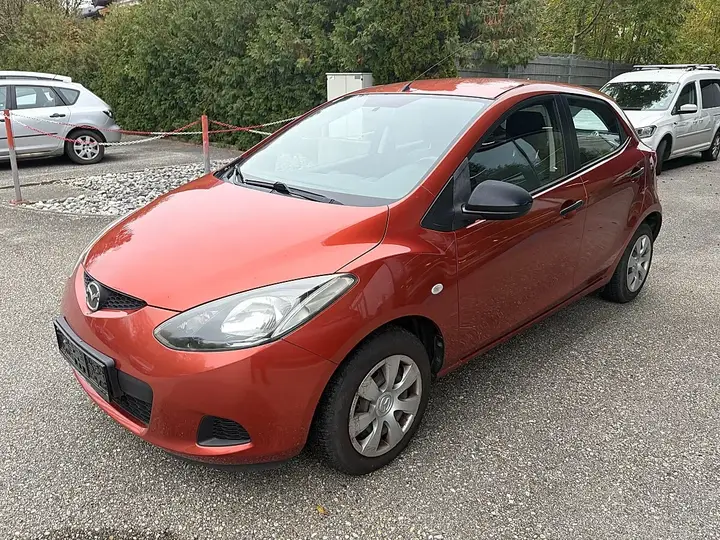 Mazda Mazda2