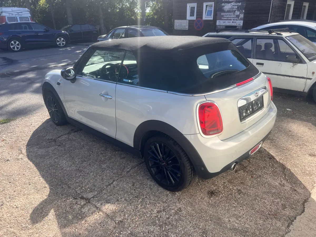 Mini Cabrio 2019 photo 2
