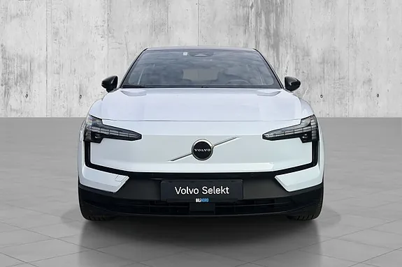 Volvo Ex30 2025 photo 2