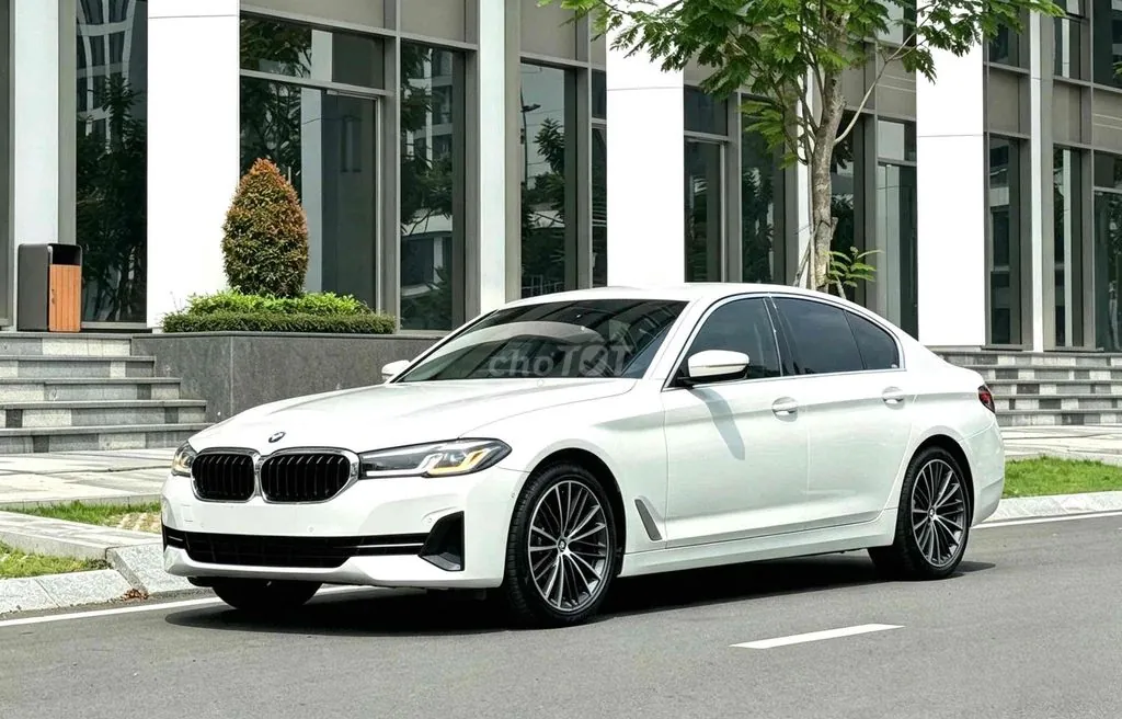 BMW 520I 2022 photo 4