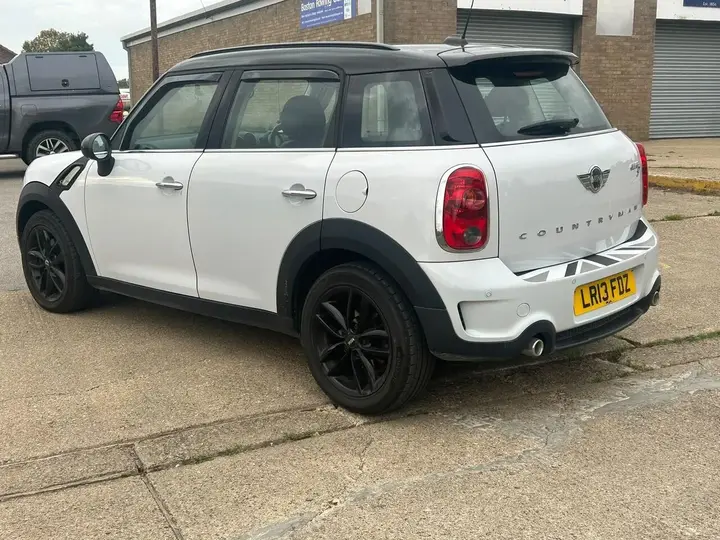 Mini Countryman 2013 photo 2