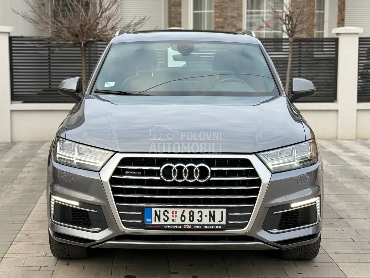 Audi Q7 2016 photo 2
