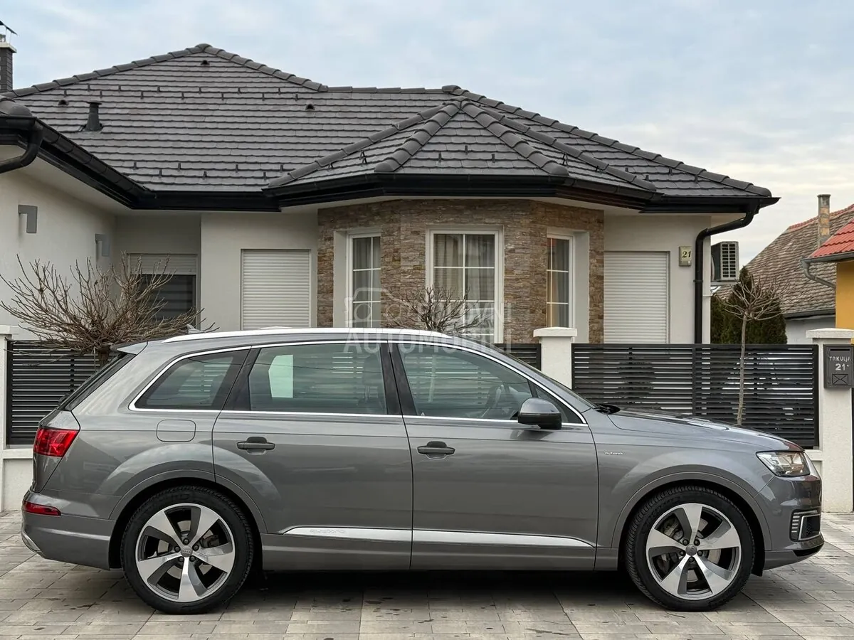 Audi Q7 2016 photo 3