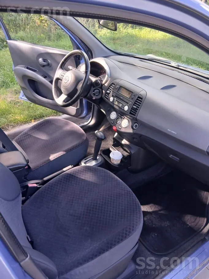 Nissan Micra 2004 photo 4