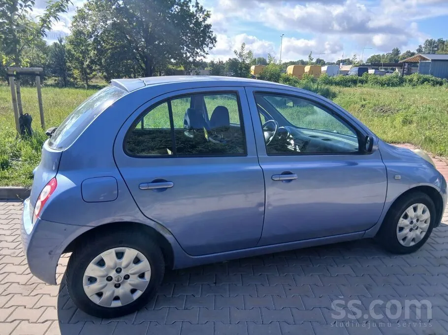 Nissan Micra 2004 photo 2