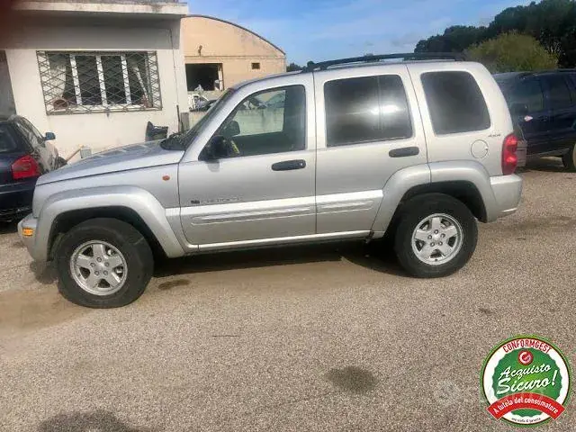 Jeep Cherokee 2002 photo 4