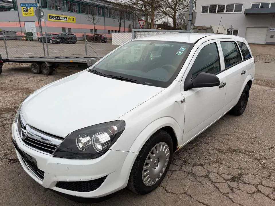 Opel Astra Caravan