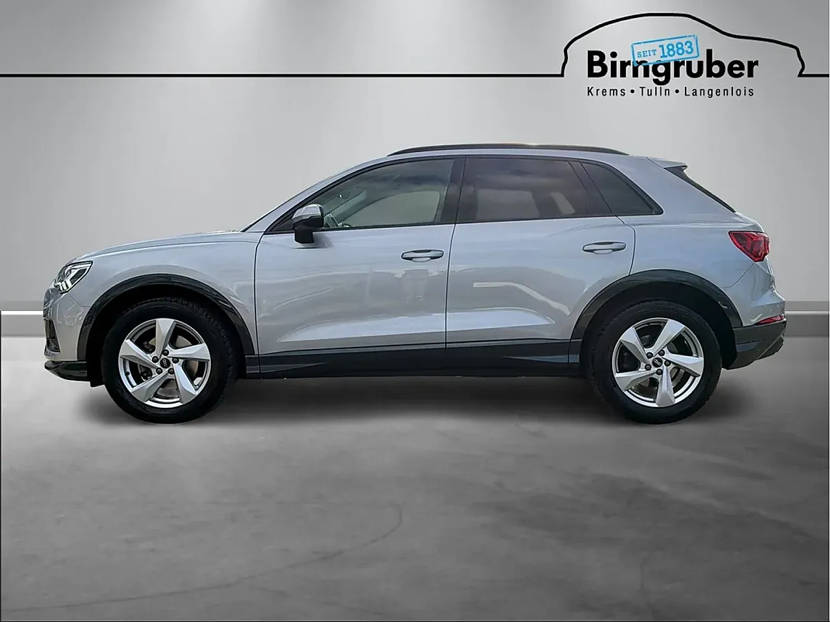 Audi Q3 2022 photo 3