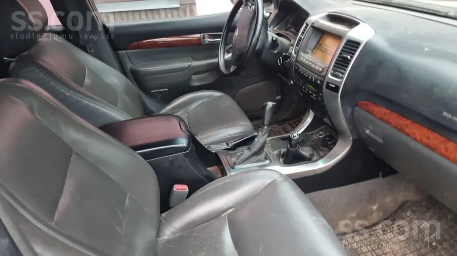 Toyota Land Cruiser 2008 photo 3
