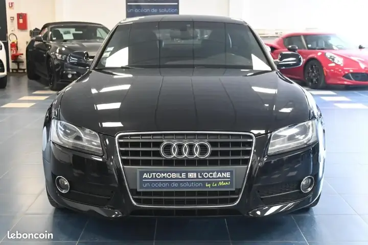 Audi A5 2011 photo 2