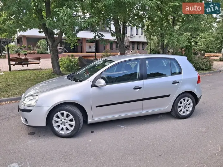 Volkswagen Golf 2005 photo 5