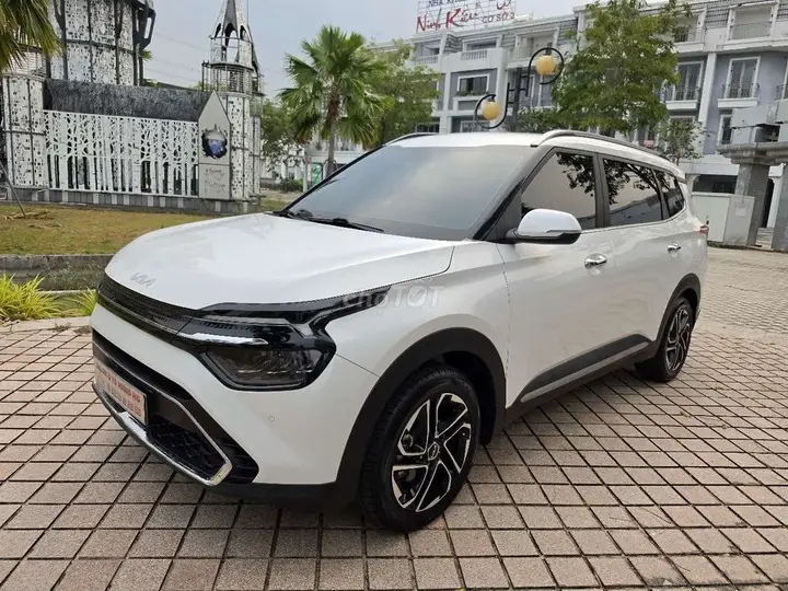 Kia Carens 2024 photo 4